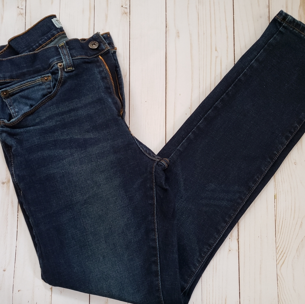 True Craft Tapered Jean